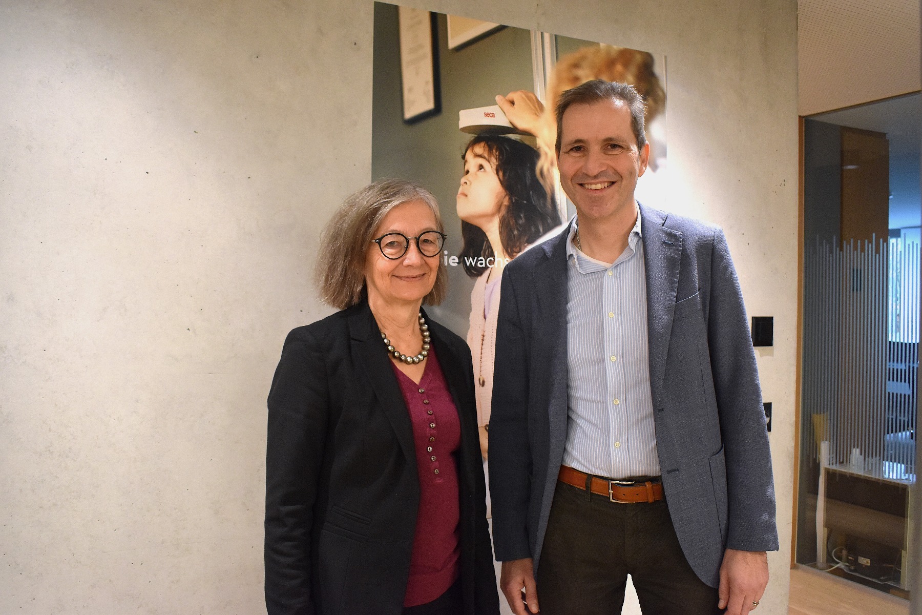 Dre méd. Yvonne Gilli, présidente de la FMH, et Stefan Kaufmann, secrétaire général